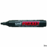 Marker permanentny Uni PM-126 czarny ścięty do papieru, szkła, metali, tkanin, grubość linii do 5,7 mm