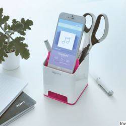 Kubek na długopisy Leitz WOW różowy ze wzmacniaczem dźwięku i przegródką na smartfon 53631023