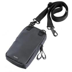 Etui na telefon TROIKA Black Smartbag na smyczy, czarne